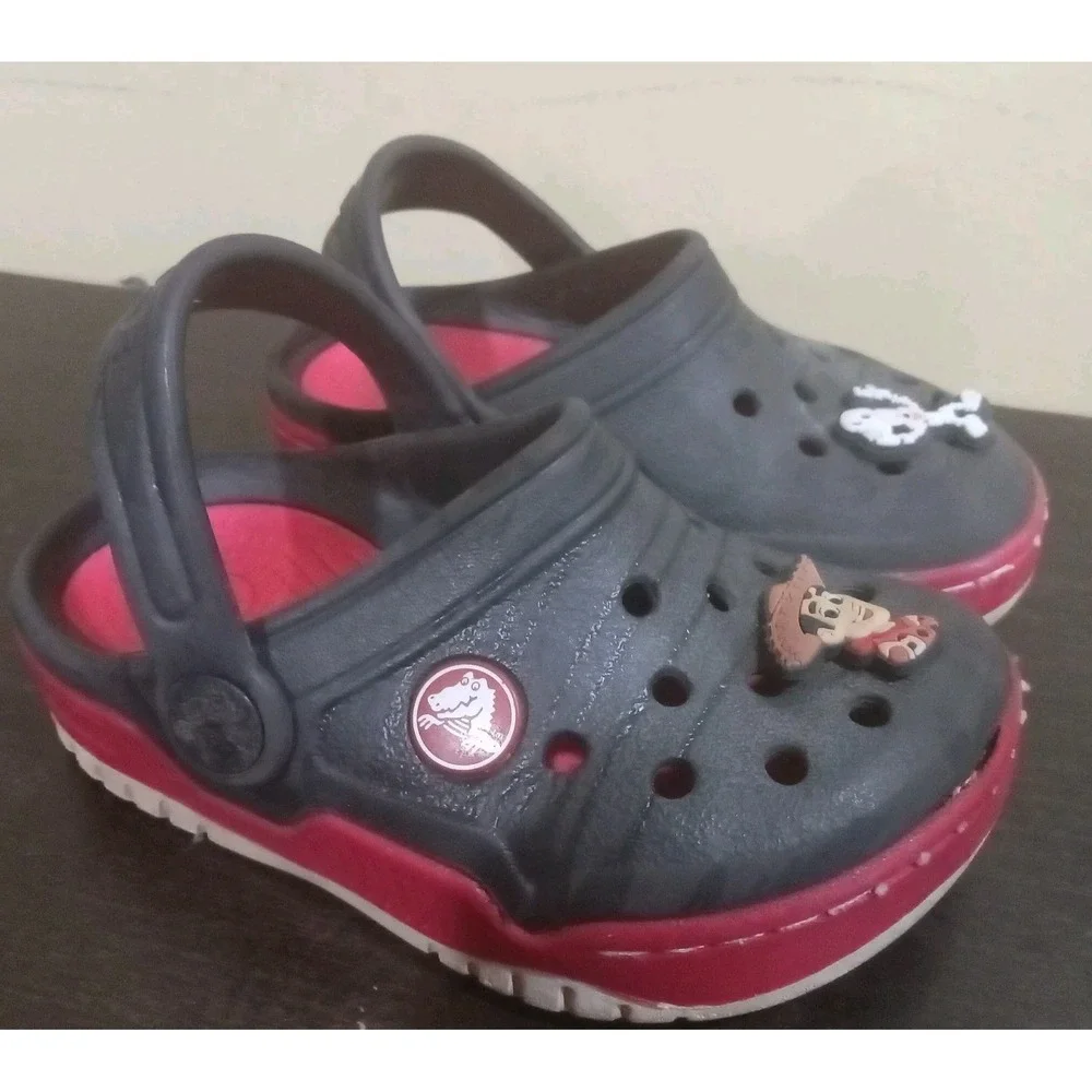 Crocs C8 9‎ Boys Clogs Sandals Black & Red Unisex Charms Shoes Kids